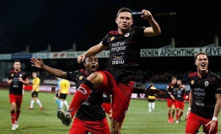 于拼搏的人 于拼搏的人