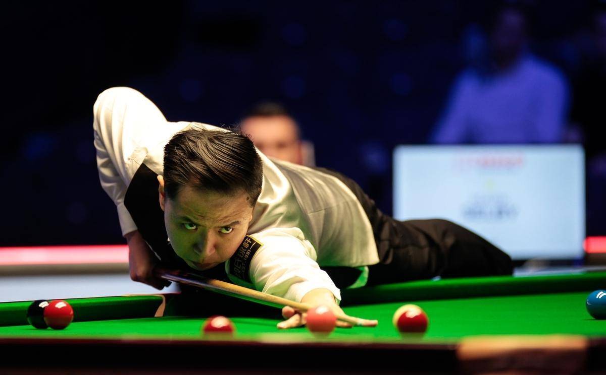 两位球坛猛 两位球坛猛