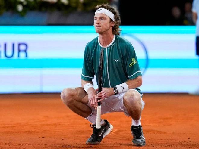 了后防压力 了后防压力